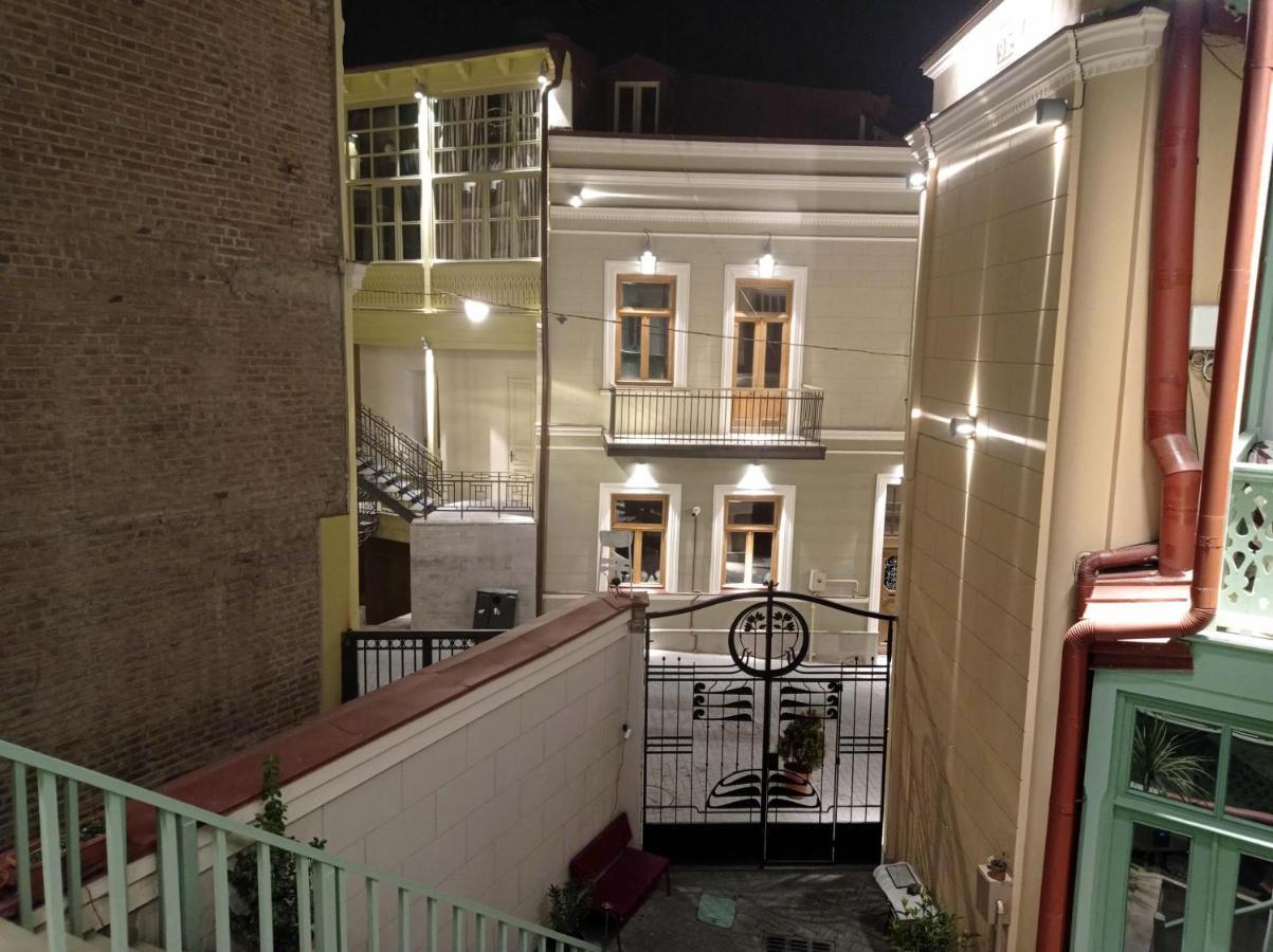 La Maison #7 Tbilisi Esterno foto