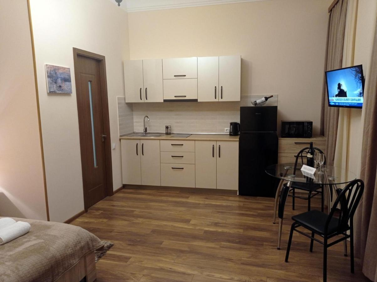 La Maison #7 Tbilisi Esterno foto