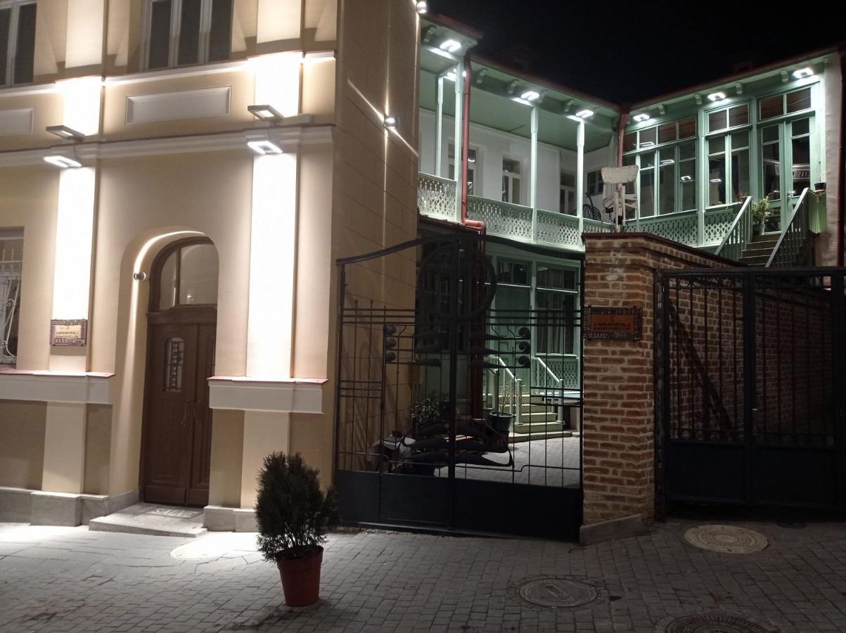 La Maison #7 Tbilisi Esterno foto