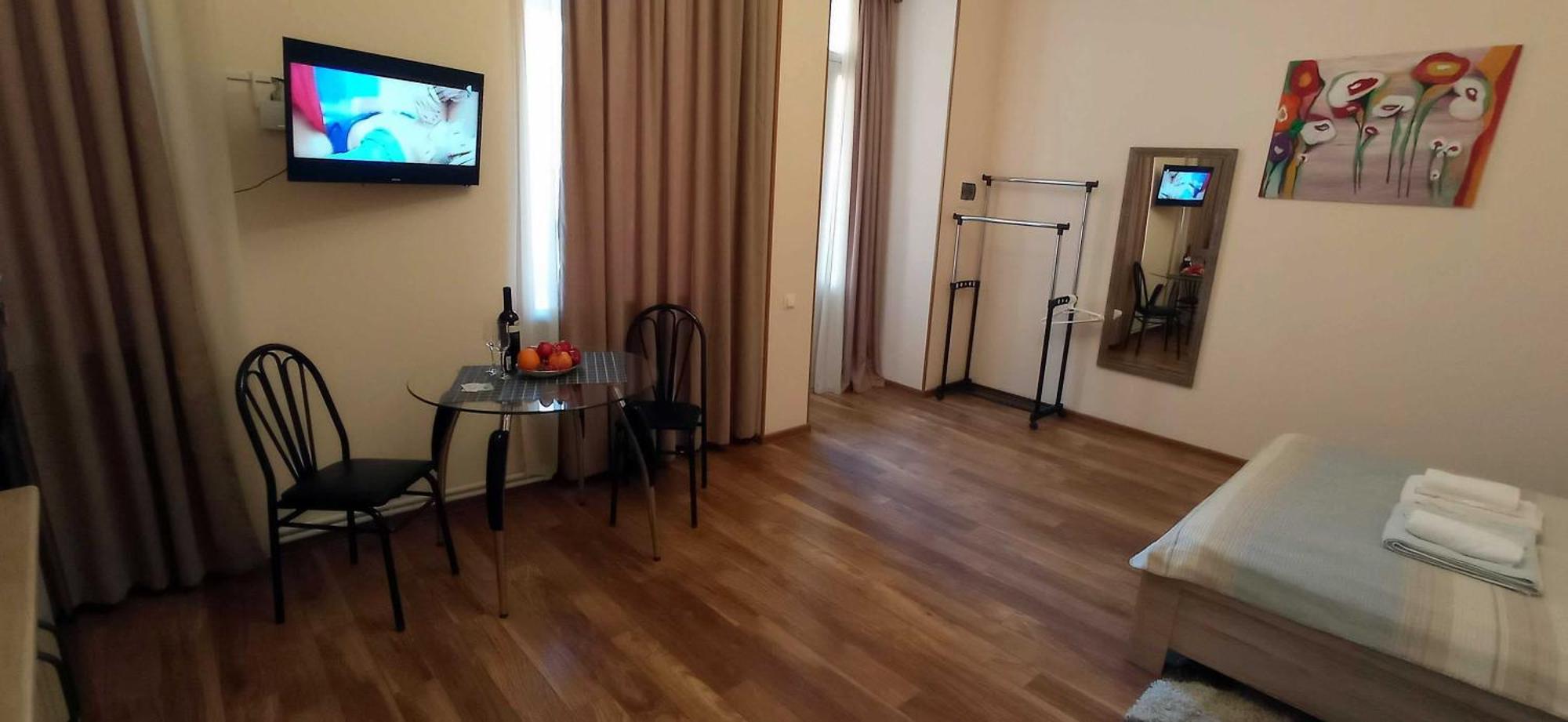 La Maison #7 Tbilisi Esterno foto